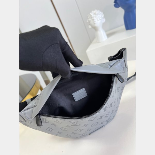 Il miglior Louis Vuitton Discovery Bumbag G65 Men M46108 Sagni replica-7