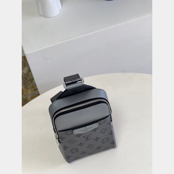 Louis Vuitton Replicas Slingbag Outdoor K45 Men M30833 Borse-1