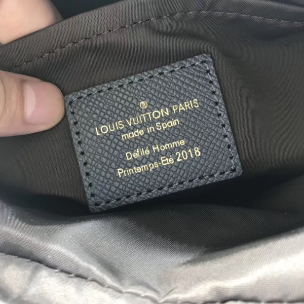 Replica Louis Vuitton M43843 Messenger PM Monogram-8